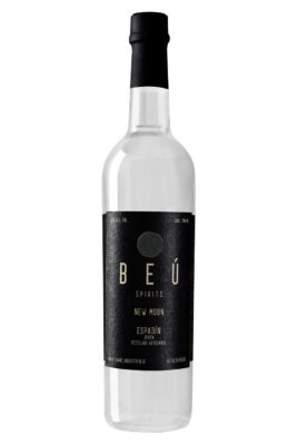 Beú New Moon eine Flasche Beú New Moon