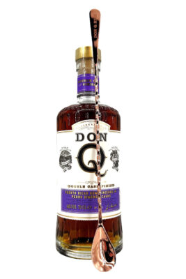Don Q Double Aged Pedro Ximénez Cask Finish eine Flasche Don Q Double Aged Pedro Ximénez Cask Finish samt Barlöffel