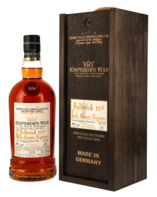 eine Flasche Emperor’s Way Frederick II nebst Holzkiste