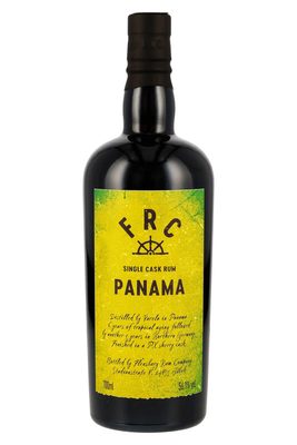 eine Flasche FRC Panama 9 Jahre