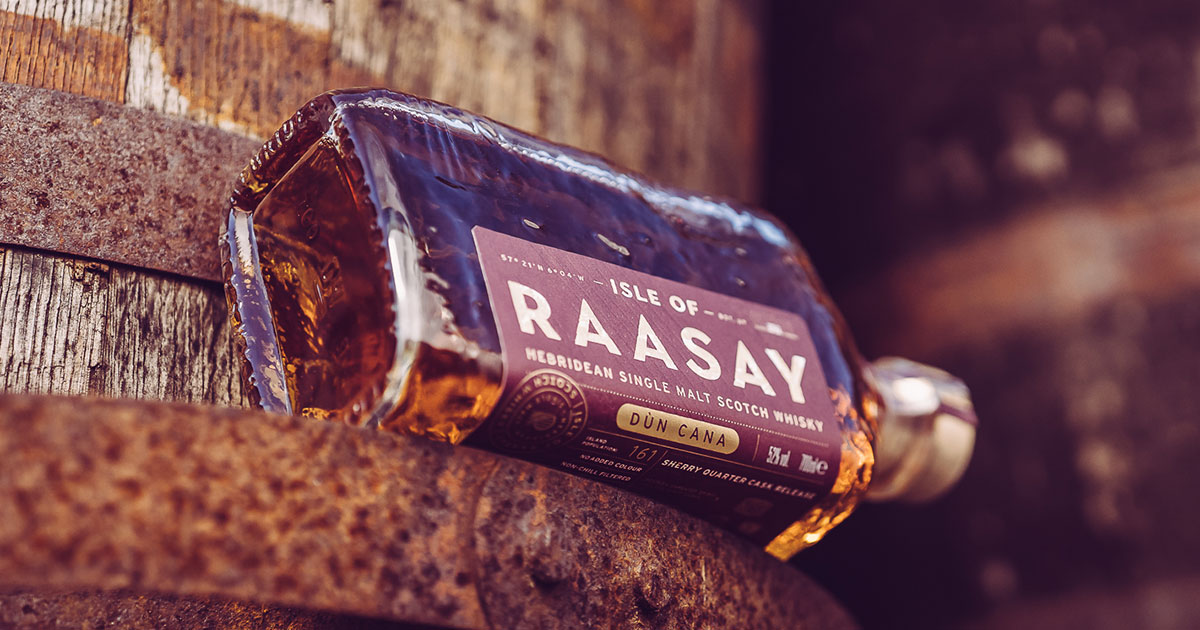 Länger gereift: Isle of Raasay Distillery bringt Second Edition von „Dùn Cana“