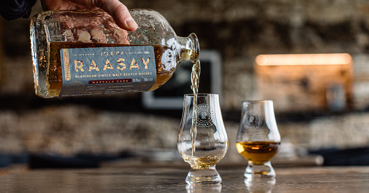 Premiere: Isle of Raasay Distillery mit erstem Limited Release aus Marsala Casks
