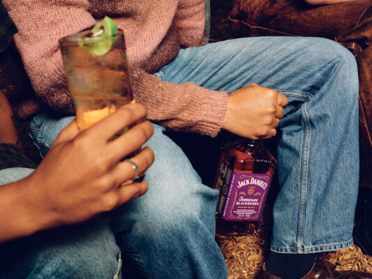 Jack Blackberry & Ginger Ale Jack Blackberry & Ginger Ale