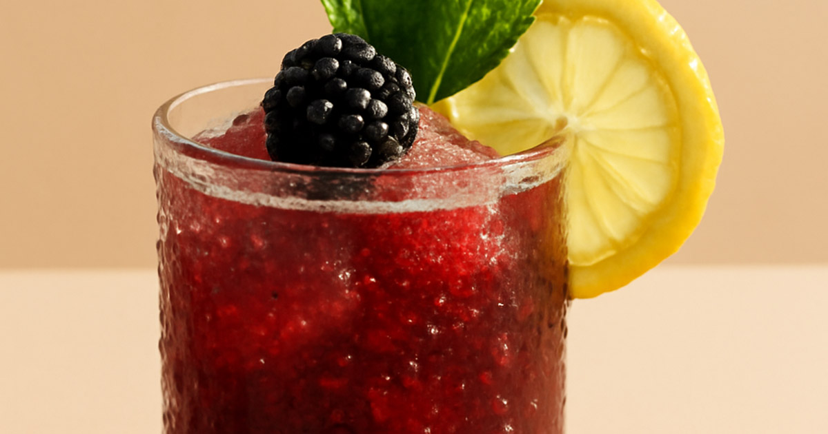 „Sunset Smash“: Maker’s Mark Bourbon im fruchtig-beerigen Drink