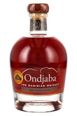 eine Flasche Ondjaba Rum Cask Finish