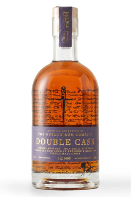 Outlaw Rum Double Cask eine Flasche Outlaw Rum Double Cask