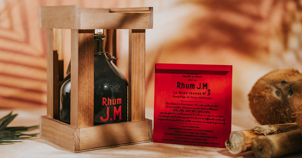 Assemblage: Rhum J.M launcht La Dame Jeanne N. 3 Assemblage: Rhum J.M launcht La Dame Jeanne N. 3