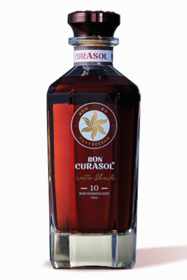 eine Flasche Ron Curasol 10 Jahre
