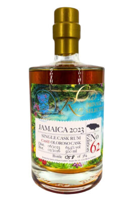 eine Flasche Rum mit RumClub Private Selection Edition 62