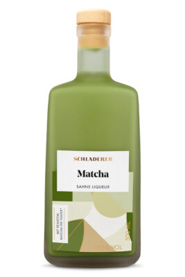 eine Flasche Schladerer Matcha