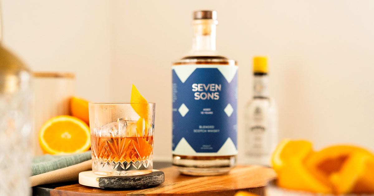 8 Doors: Seven Sons 10 Jahre und Five Ways Blended Liqueur neu in Deutschland