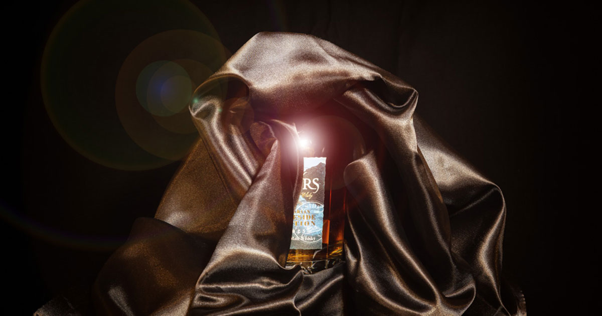 Finale: Slyrs Destillerie startet Verkauf der Bavarian Lakeside Edition 2025 Finale: Slyrs Destillerie startet Verkauf der Bavarian Lakeside Edition 2025