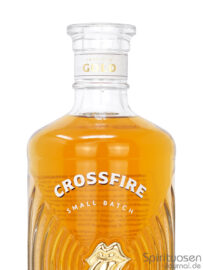 Crossfire Hurricane Gold Rum Hals der Hals einer Flasche Crossfire Hurricane Gold Rum