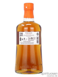 Highland Park 16 Jahre „Between You and I“ Rückseite eine Flasche Highland Park 16 Jahre „Between You and I“ von hinten