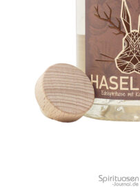 der Verschluss einer Flasche Lantenhammer Raritas Haselnuss