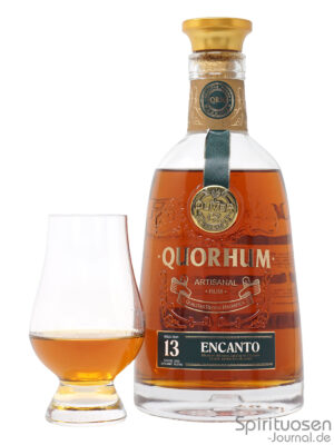 eine Flasche Quorhum Encanto 13 nebst Glas