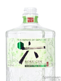 der Hals einer Flasche Roku Gin Noryo Tea Edition