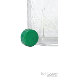 der Verschluss einer Flasche Roku Gin Noryo Tea Edition
