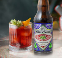 „Negroni“-Twist: The Bitter Truth Hazy Hops Bitters im „Hoppy Accident“