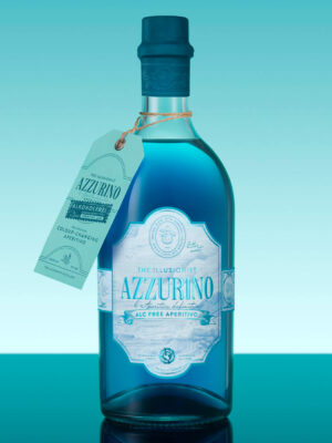 eine Flasche The Illusionist Azzurino Aperitivo Alkoholfrei vor türkis-blauem Grund