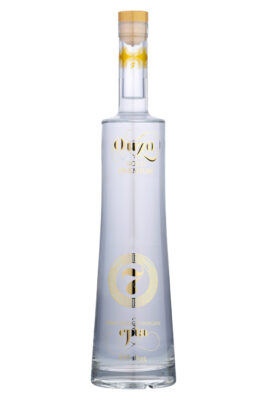 Thracian Ouzo 7 Gold eine Flasche Thracian Ouzo 7 Gold