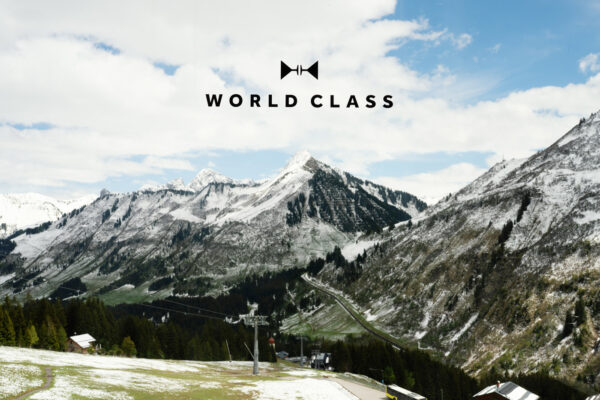 World Class DACH-Finale das Foto zeigt Gebirge mit Schnee