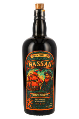 Zuidam Nassau Dutch Spiced Rum eine Flasche Zuidam Nassau Dutch Spiced Rum